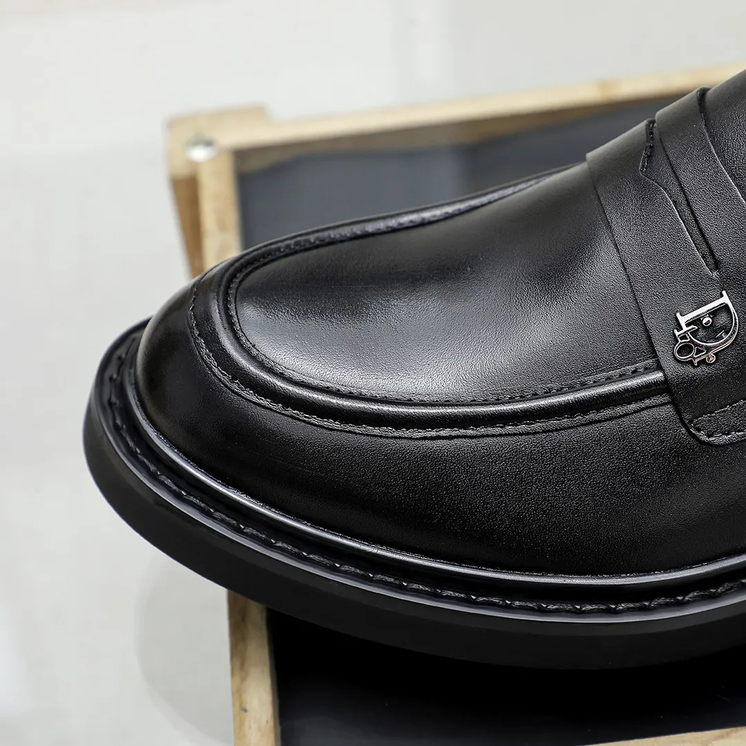 Men's shoes 💰520🕷️🕷️[Dior] Dior's new casual men's shoes are launched in Hong Kong counters. Official website 1:1 production. Italian woven cowhide + water-dyed 🐂 leather lining. Designed by European and American masters. Perfect shape to create counter quality, solid color rubber wear-resistant outsole and classic dazzling toe! Super versatile and very comfortable. High-end without losing taste, fashionable and novel! ! Absolute focus! 8 colors available! Code number 38-45……